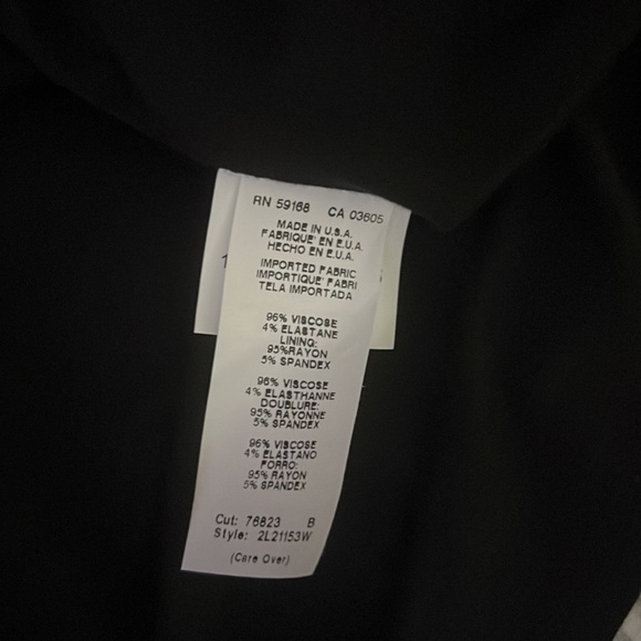 Karen Kane Chloe Dress. - Picture 10 of 12